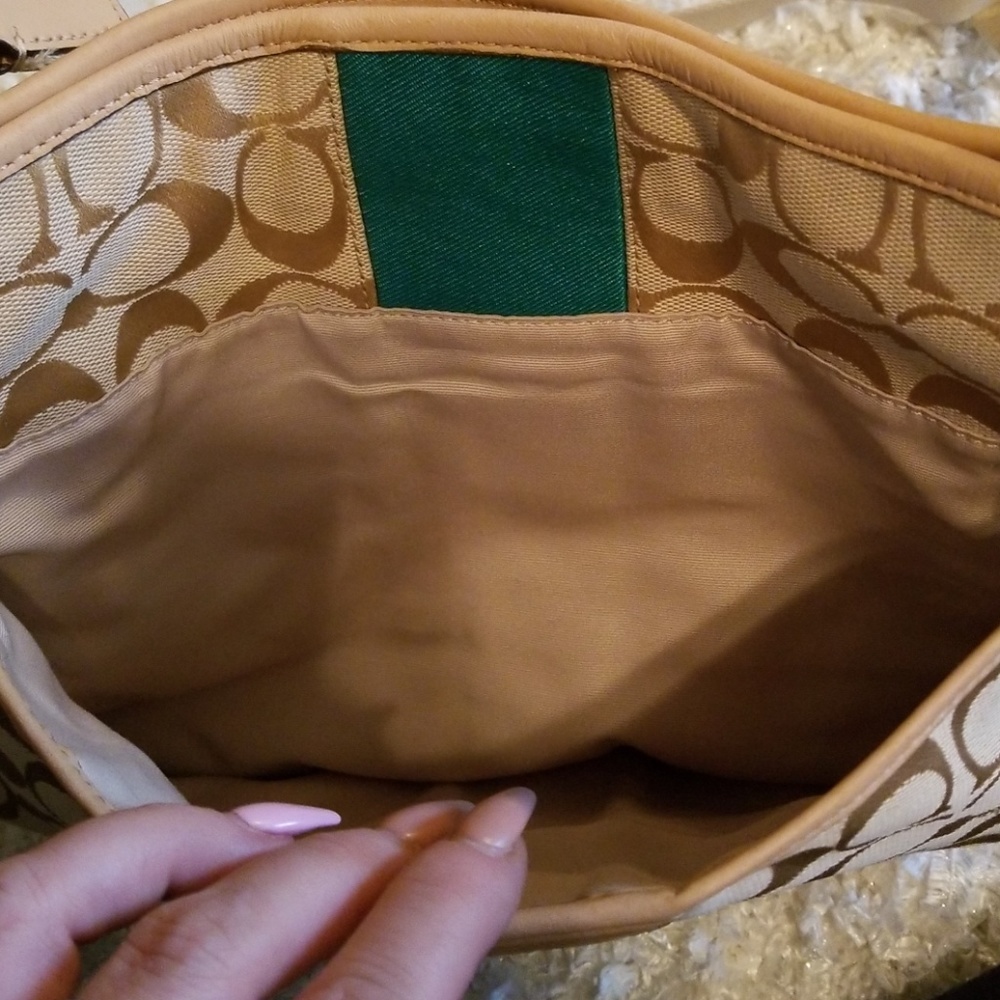 Purse - Picture 2 of 4